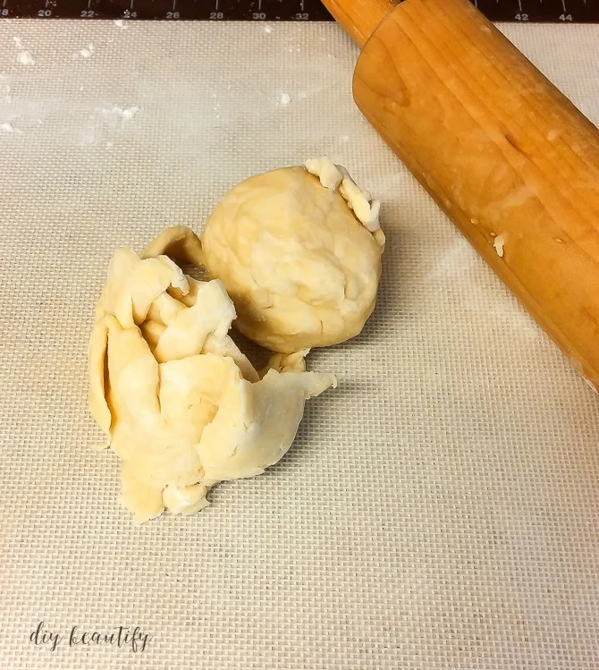 pie crust cinnamon cookies