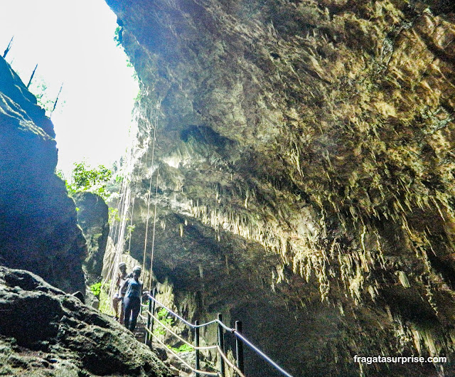 Gruta do Lago Azul em Bonito