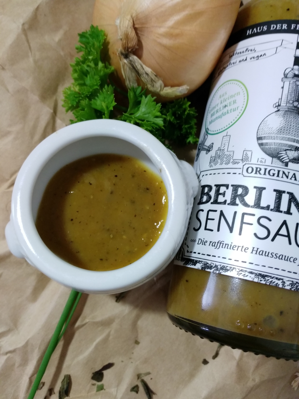Grill 'n' Chill mit der TrendRaider Box Berliner Senfsauce