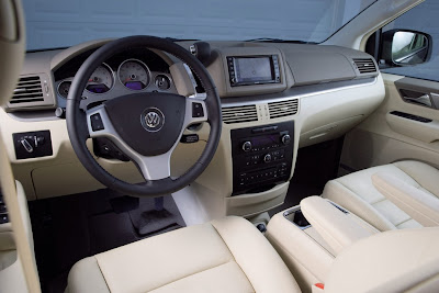 2010 Volkswagen Routan Car Interior