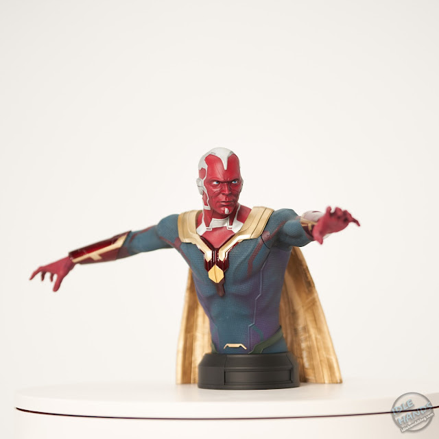 Gentle Giant Marvel Wandavision Vision 6th Scale Mini-Bust 01(1)