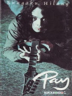 Download lagu Pay dari album Bungaku Hilang  Pay  Pay – Bungaku Hilang (1997)