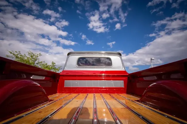 Bed of large truck