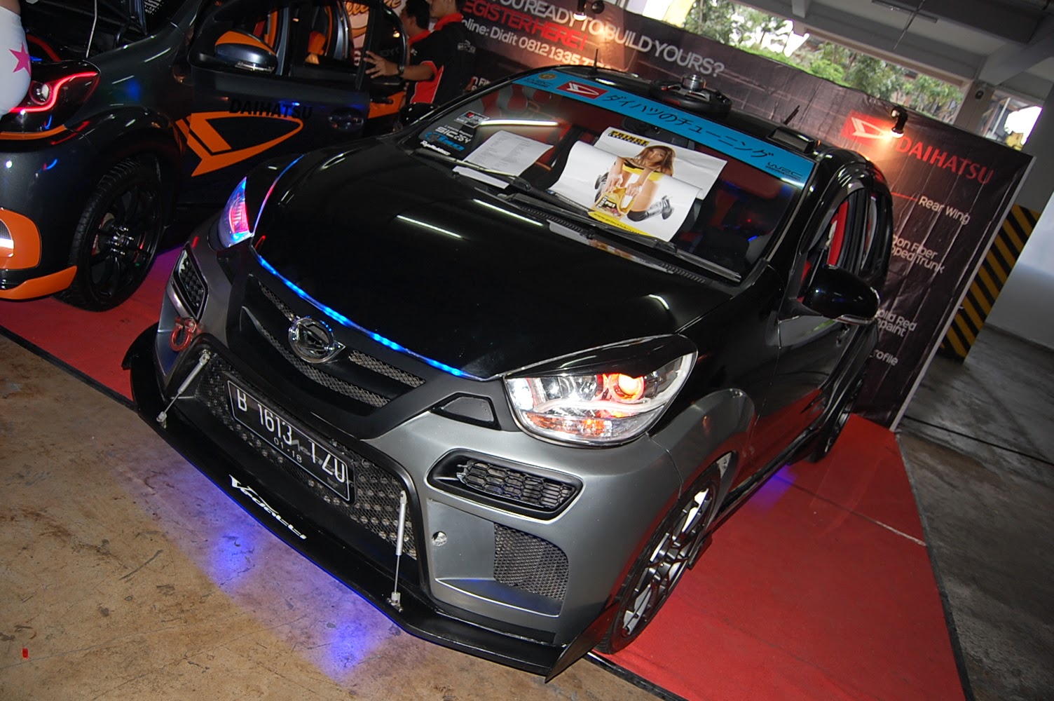 Modifikasi Mobil Daihatsu Sirion Racing Full Multimedia Otoasia