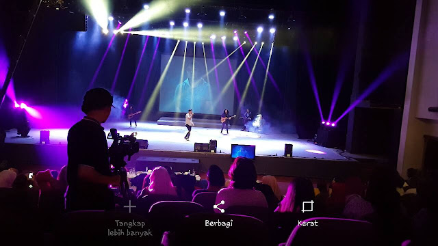 Solomon Band Aura Baru Perfom At Teater Tanah Airku TMII Jakarta