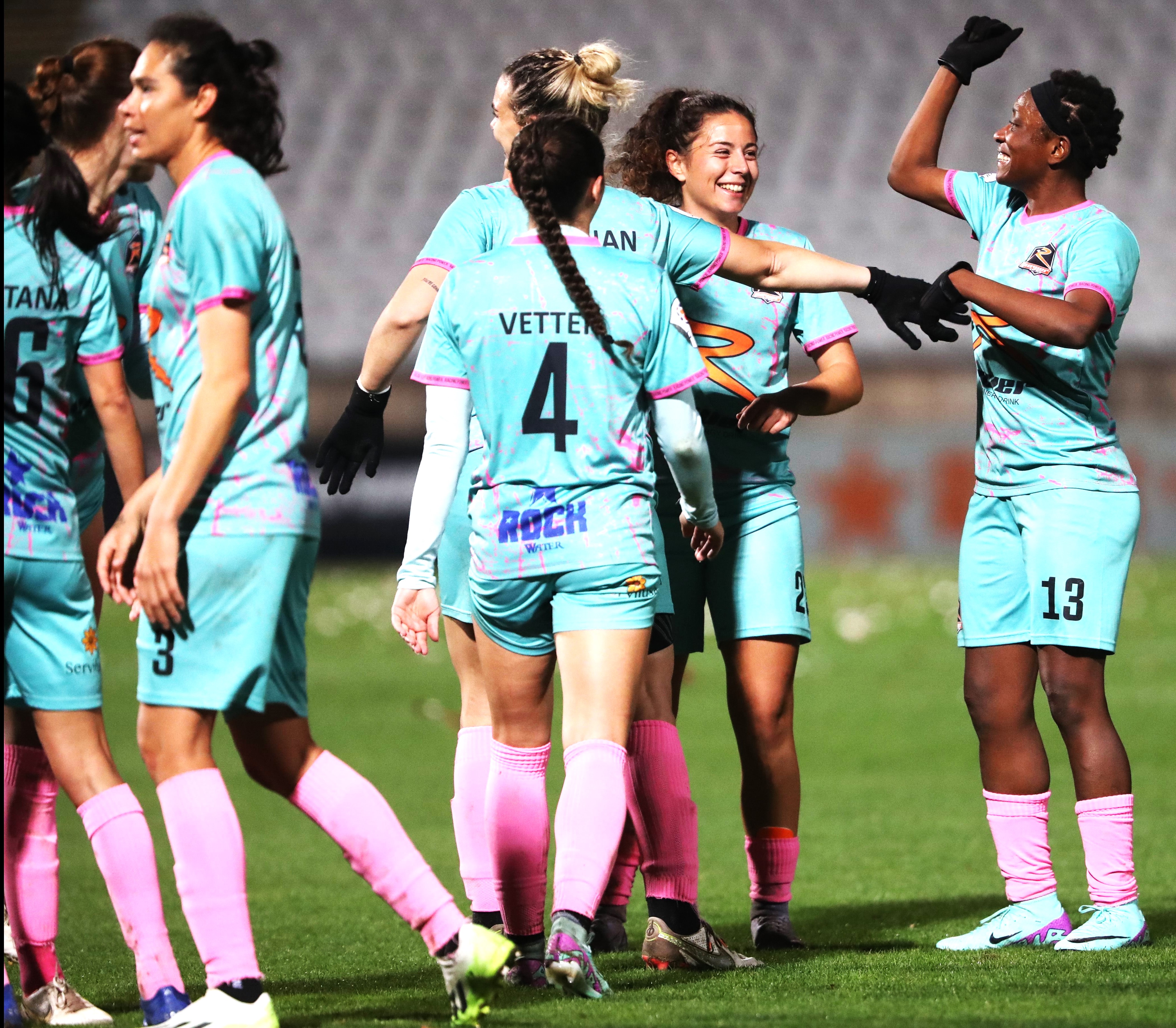 FUTEBOL FEMININO»» Racing Power 3 Clube Albergaria 0 - JORNAL DE DESPORTO