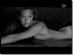bar-refaeli-nude-video-03