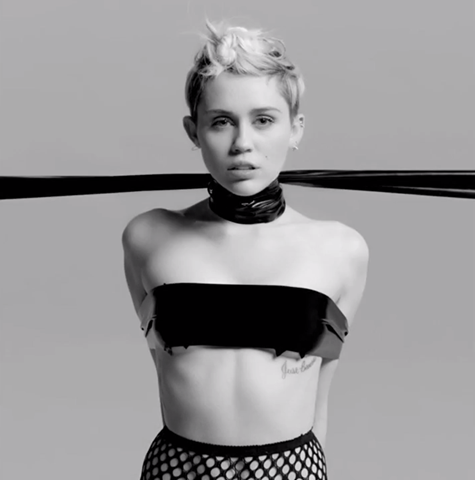 Miley Cyrus_ Tongue Tied - NOWNESS.FLV_snapshot_00.17_[2014.05.02_19.27.56]