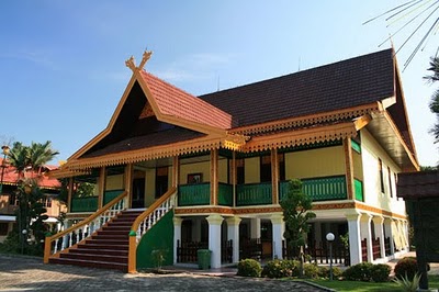 Rumah Adat Riau - Kumpulan gambar rumah adat dan nama nama rumah adat 