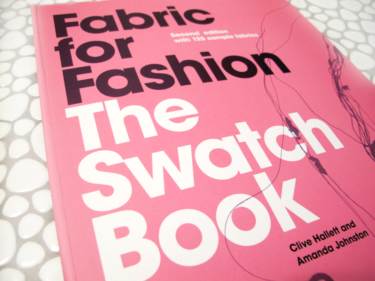 oonaballoona | laurence king review | the swatch book