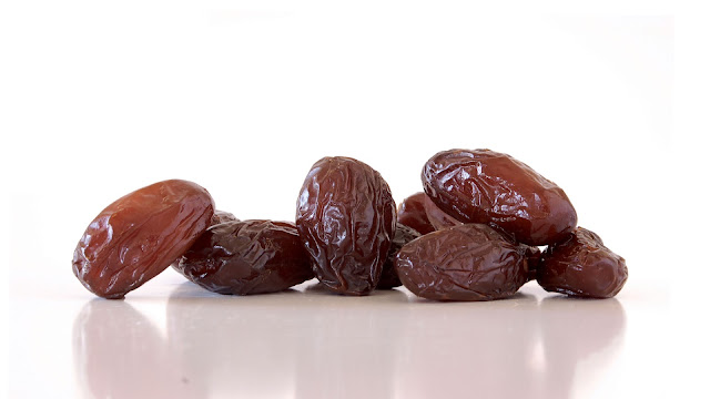 health benefits of dates,benefits of dates,dates,dates health benefits,dates fruit benefits,benefits of eating dates,dates fruit,benefits of dates fruit,health benefits of dates for healthy reasons to eat dates,health benefits of soaked dates,health benefits of dates for men,dates benefits,side effects of dates,if you eat 3 dates everyday,benefits of water soaked dates,eat dates every day