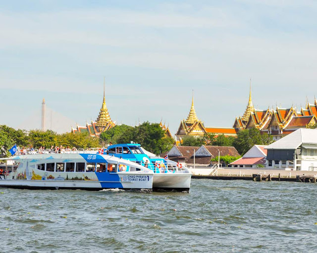 Di du thuyền trên sông Chao Phraya 