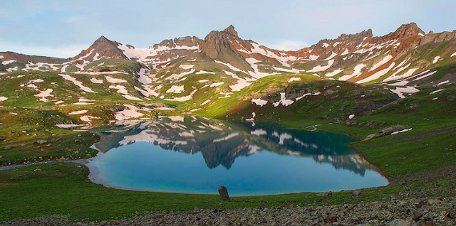 http://aaronspong.com/featured/ice-lake-morning-aaron-spong.html