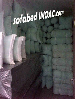 stok bantal dan guling untuk pembuatan sofa bed