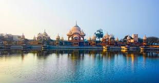 15 Best Places to visit in India under 10000