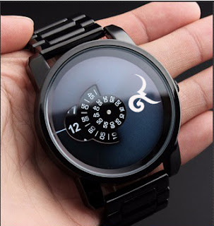  นาฬิกาข้อมือสีดำ