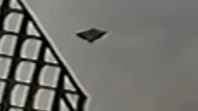 The SpaceX rocket launch in May 2023 had a diamond UFO turn up.