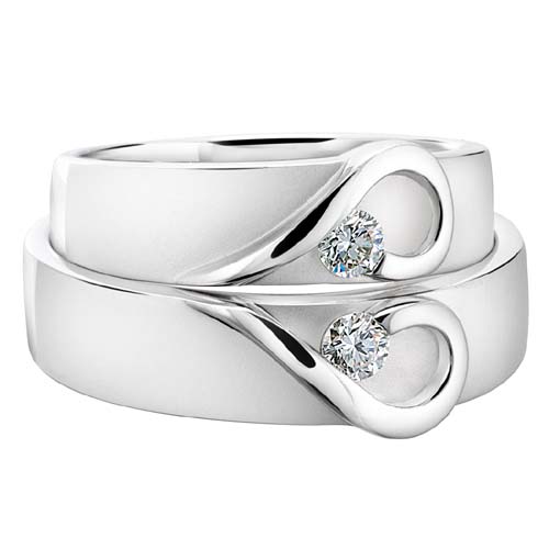 Heart couple wedding rings, wedding rings, heart wedding rings, couple wedding rings, wedding rings 2013, wedding concept ideas