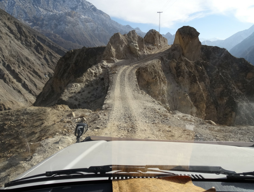 dangerous road Khaltaro valley. dangerous road in Gilgit baltistan. dangerous road in Pakistan.