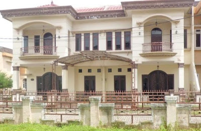  Rumah  Mewah Super  Besar  di Medan 7 Kamar Type 600 Info 