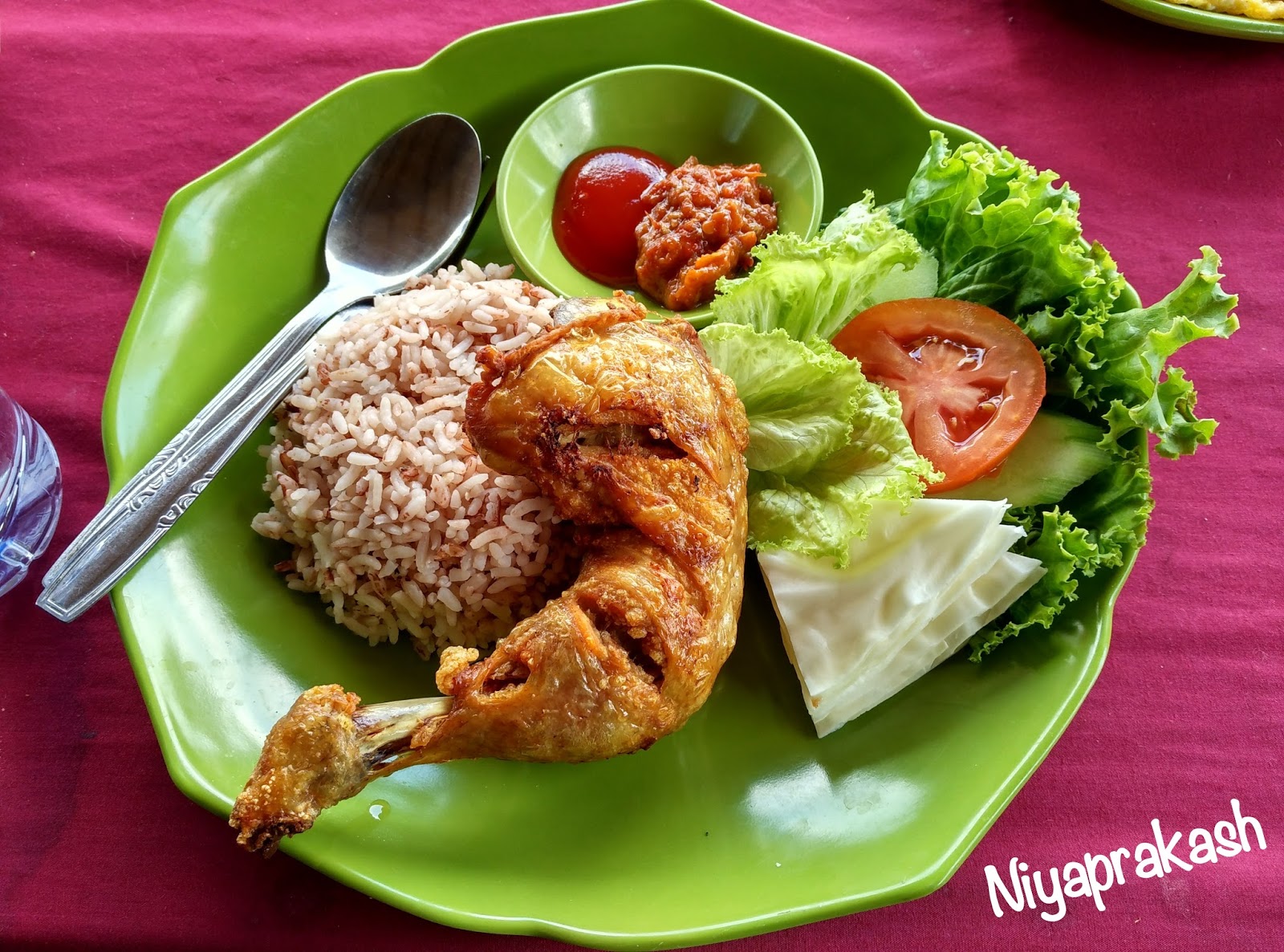 Niya s World Nasi  Goreng Ayam  Goreng Jatiluwih Rice 