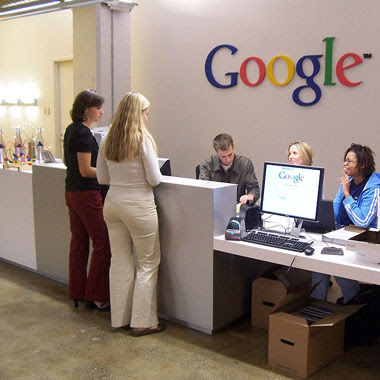 Google fue la web más visitada de EEUU en 2011, seguida por Facebook y Yahoo