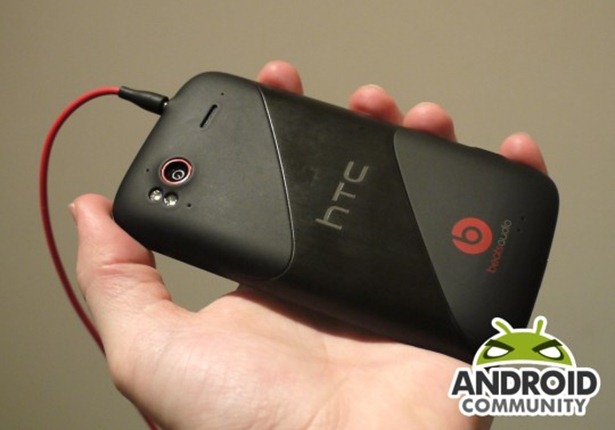 htc_sensation_xe_hands-on_ac_16-540x378