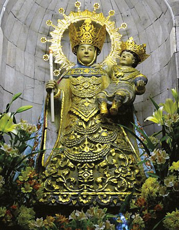 Stone image of Nuestra Señora de Candelaria in Jaro Cathedral, Iloilo,