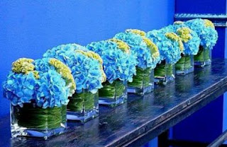 Wedding Decor, Centerpieces and Flower Arrangements in Blue