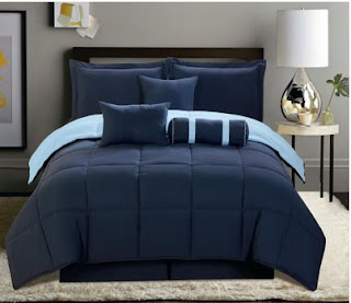 Vestir la cama con edredones azules