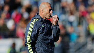 Agen Bola - Jadi Pelatih Madrid Tidak Mudah, Zidane!