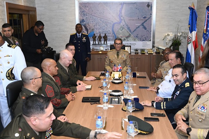 Ministerio Defensa recibe visita de comisión militar EE.UU para tratar sobre la formación de suboficiales dominicanos