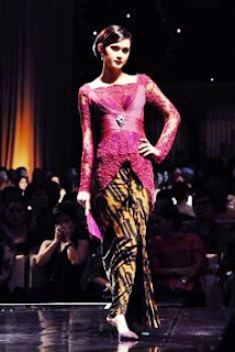 Kebaya Modern