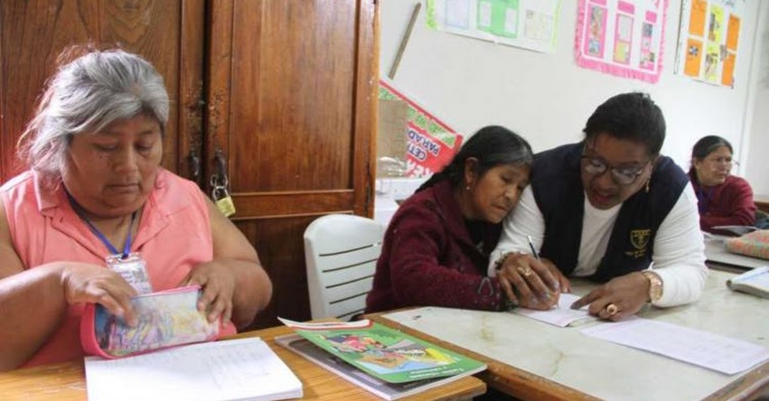 DÍA DE LA ALFABETIZACIÓN: El 98% de internos en penales peruanos sabe leer y escribir