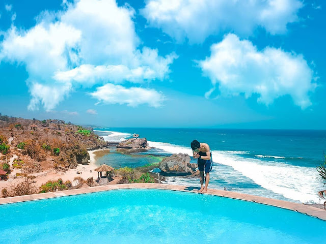 Pantai Ngrawe Gunung Kidul Yogyakarta