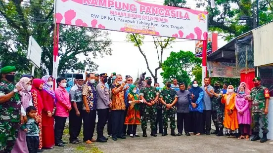 Resmikan Kampung Pancasila di Tabing, Dandim 0312 Padang: Keberagaman Membuat Kita Besar