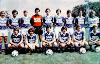 RACING CLUB STRASBOURG ALSACE - Estrasburgo, Francia - Temporada 1979-80 - Deutschmann, Dugueyperoux, Ehrlacher, Dropsy, Marx, Specht, Novi, Domenech, Gress; Wagner, Tanter, Vergnes, Piasecki, Gemmrich, Jouve - Plantilla del Racing de Estrasburgo ocupó la 5ª plaza de la División 1 de Francia al final del campeonato