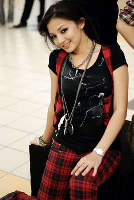 Gambar Neelofa Mohd Noor, Pemenang Dewi Remaja 2010 Yang 
