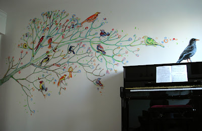 em paredes rui aleixo pintura mural sala de música árvore dos mil pássaros piano 4