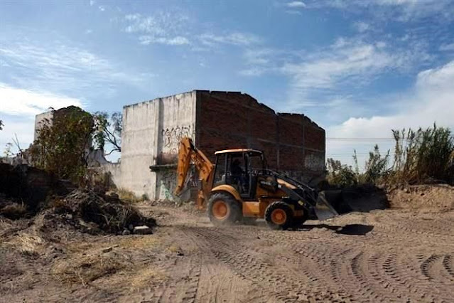 Sicarios "sembraron cuerpos en Jalisco"  y ya cosecharon 16 cadáveres, ahora hallan 17 bolsas con restos humanos y mas fosas clandestinas