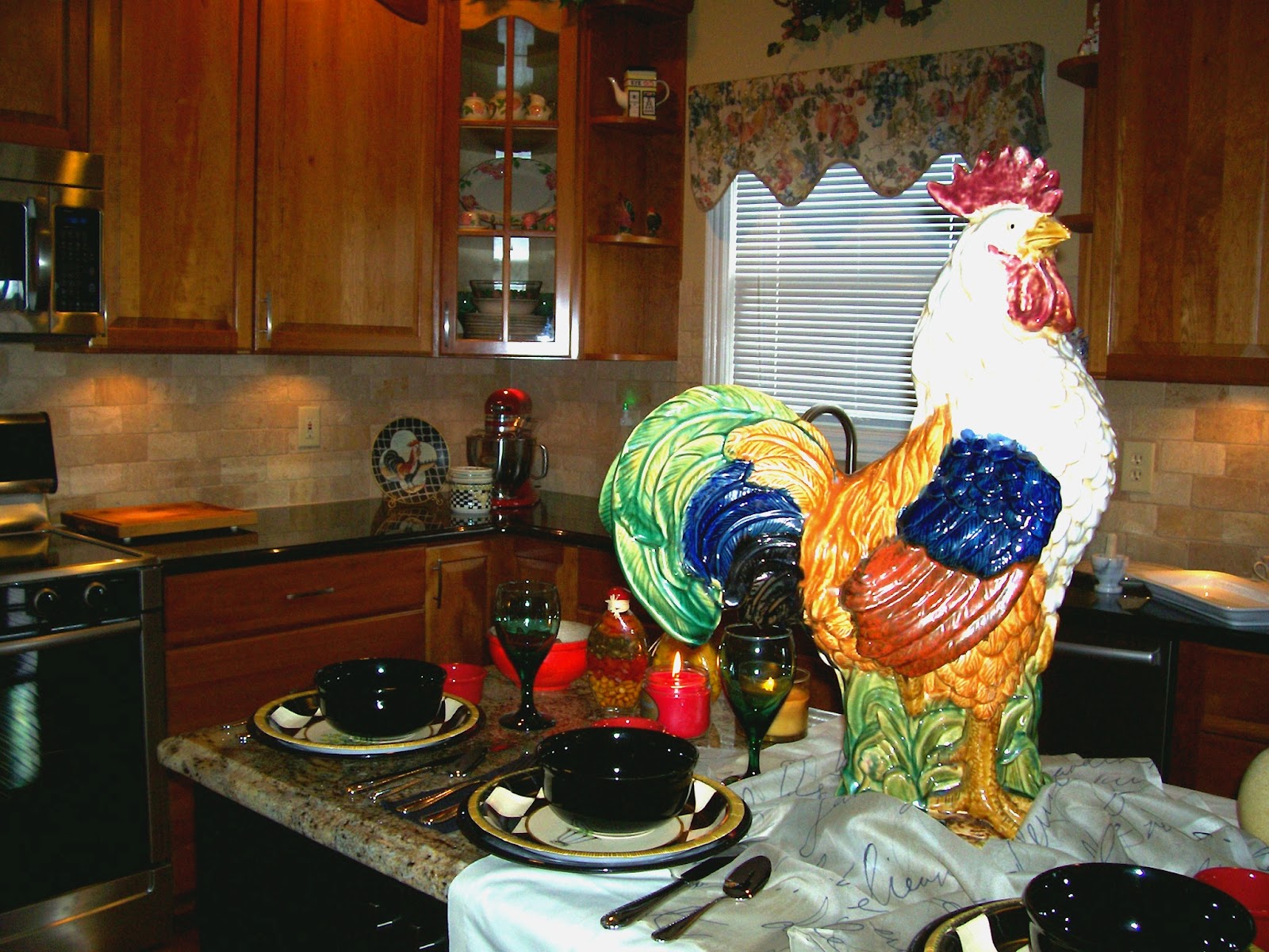 Eye For Design Decorating With Roosters For A French Country Look