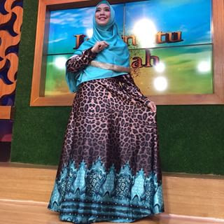 Oki Setiana Dewi di Islam Itu Indah Trans Tv