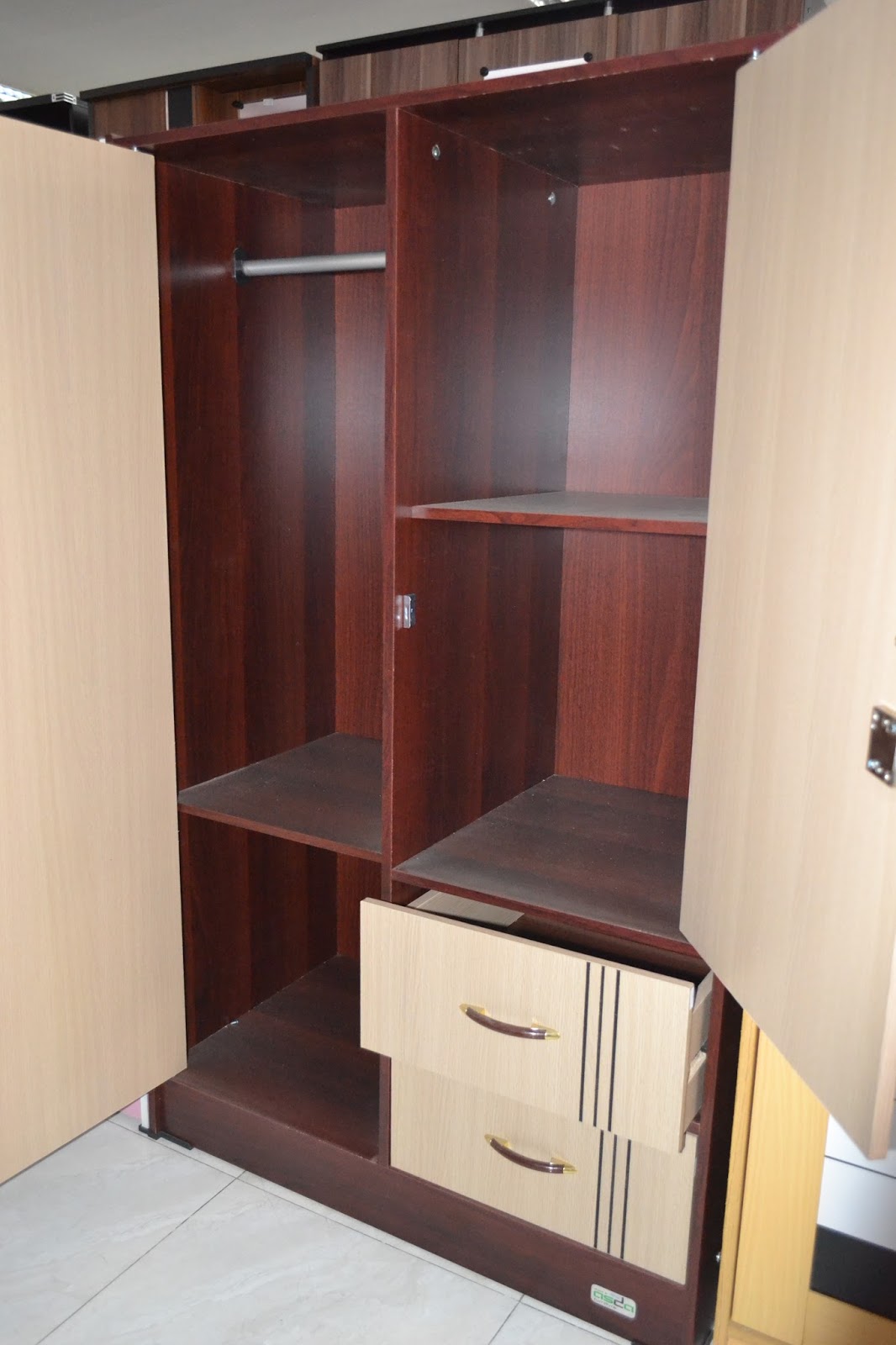 Lemari 2 Pintu Sedang Anti Rayap Rp 550 000 DM MEBEL Lemari 2 Pintu Sedang Anti Rayap Rp 550 000 DM MEBEL
