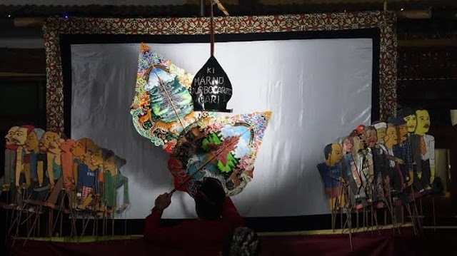 Cegah Pernikahan Dini DINSOS Gunungkidul Bersosialisasi Melalui Pagelaran Wayang Cakruk