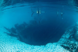 The-Great-Blue-Hole_2