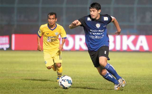 Arema vs Gresik United