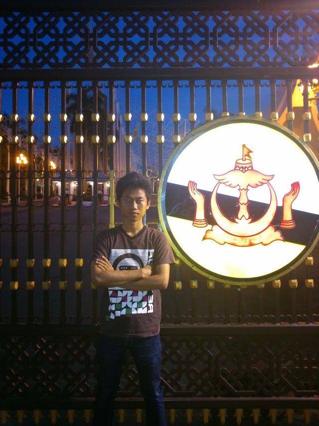 Indahnya Kampong Ayer, Masjid SOAS, dan Istana Nurul Iman | Brunei Darussalam