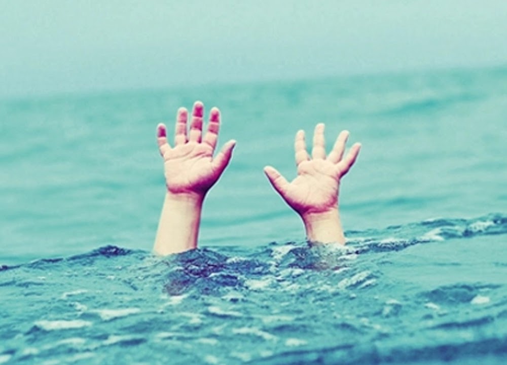Hai bé 9 tuổi rủ nhau ra bờ sông chơi, một cháu đuối nước tử vong