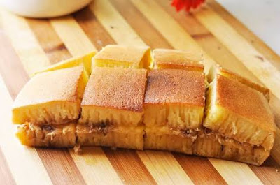 Anda bisa membuat martabak di rumah dengan mengikuti langkah langkah di bawah