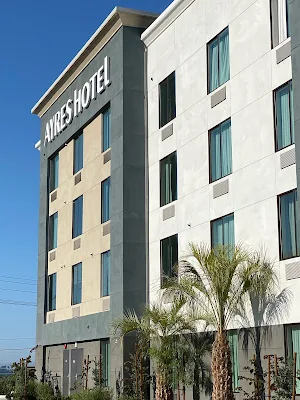 exterior of Ayres Hotel Vista Carlsbad in Southern California